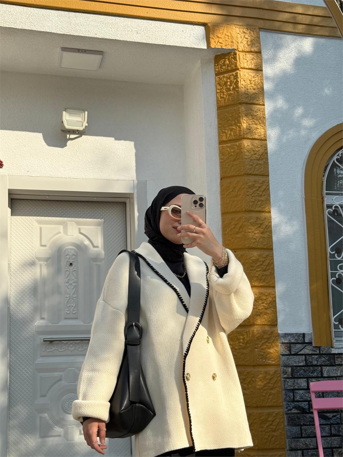 Uzun Düğmeli Hırka Taş